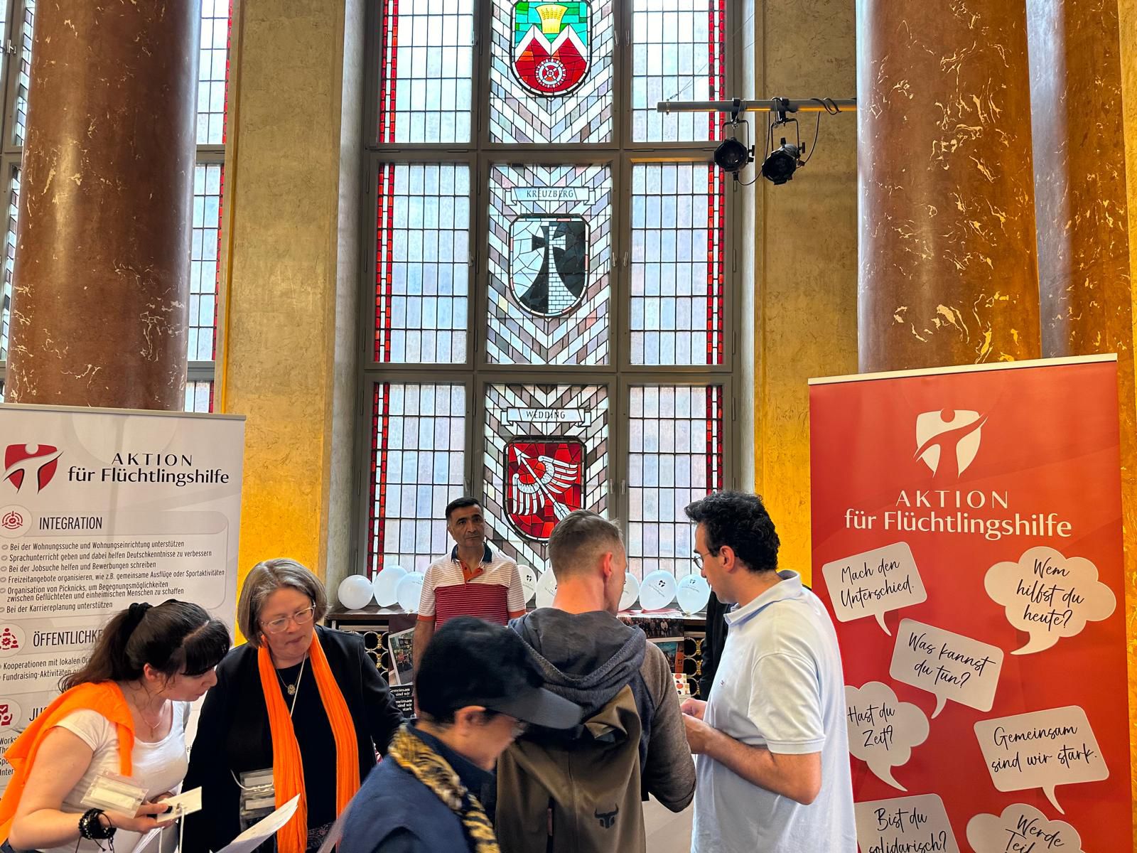 Aktion für Flüchtlingshilfe e.V. bei der 17. Freiwilligenbörse im Roten Rathaus!